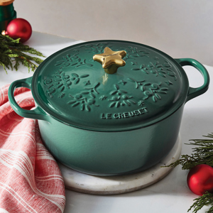 Le Creuset Signature Artichaut Cast Iron Noel Round Casserole 24cm